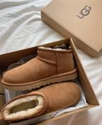 Ugg Classic Ultra mini Chestnut 37/38/39, Nieuw, Ophalen of Verzenden, Bruin, Boots