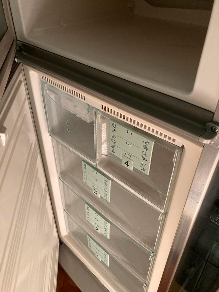 Liebherr Side by Side Koelkast Vriezer Wijnkoeler, Witgoed en Apparatuur, Koelkasten en IJskasten, Gebruikt, Met aparte vriezer