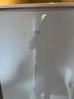 Tekoop mooie camping koelkast zie foto 49,5 br en 84 ho bied, Witgoed en Apparatuur, Vriezers en Diepvrieskisten, Ophalen, Zo goed als nieuw