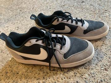 Heren Nike Sneakers Maat 43 - Weinig Gedragen beschikbaar voor biedingen