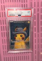 Pikachu van gogh psa 9, Ophalen of Verzenden, Zo goed als nieuw