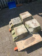 4 zandstenen ornamenten, Ophalen