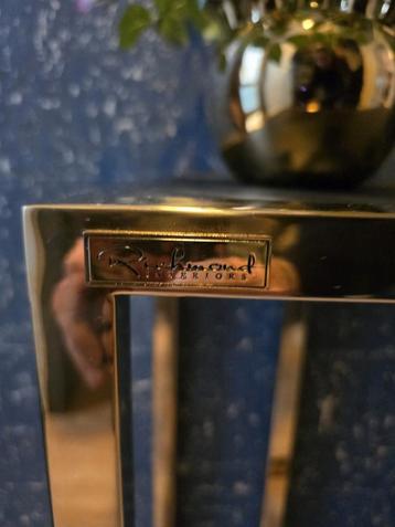 Richmond blackbone goud bijzettafel beschikbaar voor biedingen