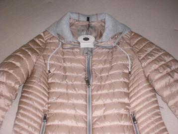 Nieuw Jack Beige van Barbara Lebek beschikbaar voor biedingen