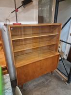 Vintage buffetkast met vitrine jaren 60 Tsjechoslowakije, Antiek en Kunst, Antiek | Meubels | Kasten, Ophalen