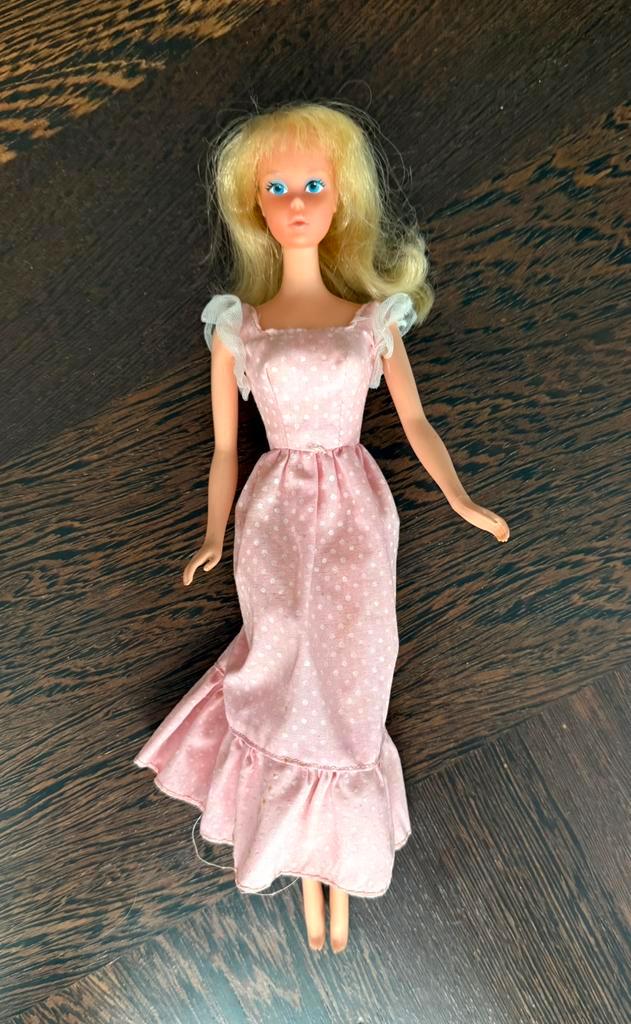 Vintage Sweet 16 Barbie 1975 mint, Kinderen en Baby's, Speelgoed | Poppen, Zo goed als nieuw, Barbie, Ophalen of Verzenden