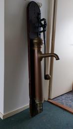 Antieke Koperen/Messing Pomp op Plank, Ophalen, Koper