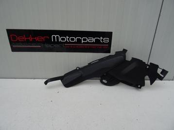 Uitlaat afwerkkap / Catalisator Yamaha YZF R1 2007-2008 RN19 beschikbaar voor biedingen