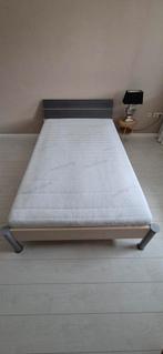 Complete tienerkamer, bed met matras, bureau, boekenkast., Kinderen en Baby's, Kinderkamer | Complete kinderkamers, Ophalen, Gebruikt