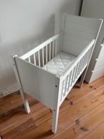Nette witte wieg incl. matrasje, Kinderen en Baby's, Babywiegjes en Ledikanten, Ophalen, Gebruikt, Wieg