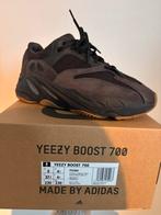 Adidas Yeezy boost 700 maat 37 1/3, Maat XS of kleiner, Ophalen of Verzenden, Zo goed als nieuw, Schoenen