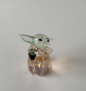 Swarovski Disney Star Wars Mandalorian het Kind. Kristallijn beschikbaar voor biedingen
