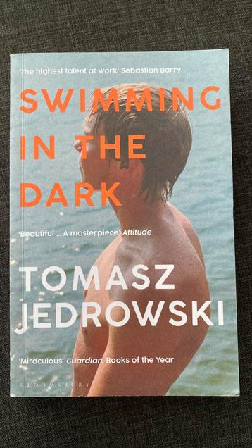 Swimming in the Dark beschikbaar voor biedingen