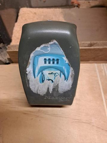 Te Koop Master Lock Sleutelkluis beschikbaar voor biedingen