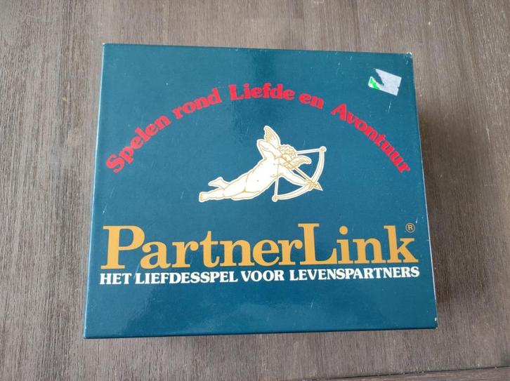 Partnerlink 18+ € 2,00, Hobby en Vrije tijd, Gezelschapsspellen | Bordspellen, Zo goed als nieuw, Een of twee spelers, Ophalen of Verzenden