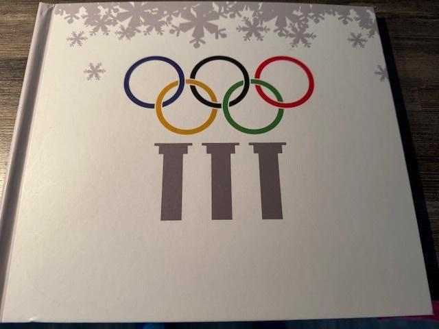 Olympische spelen- 2 boeken, Verzamelen, Sportartikelen en Voetbal, Zo goed als nieuw, Boek of Tijdschrift, Overige sporten, Ophalen of Verzenden