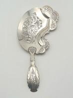 1006. Zilveren natfruitschep en twee suikerschepjes,19e eeuw, Antiek en Kunst, Ophalen of Verzenden, Zilver