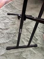 Yamaha Keyboard met Standaard, Muziek en Instrumenten, Keyboards, Ophalen, Yamaha, Met standaard, 61 toetsen