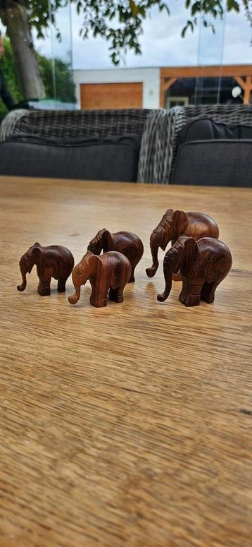 Houten Olifantjes - Sinterklaas Cadeau! beschikbaar voor biedingen