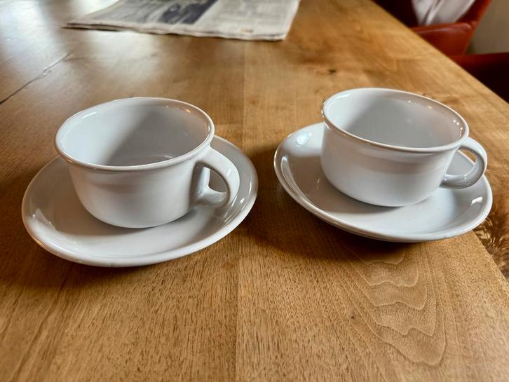 Unieke kans! Boda Nova kop en schotel set - puntgaaf, Huis en Inrichting, Keuken | Servies, Nieuw, Kop(pen) en/of Schotel(s), Effen