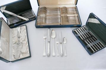 Verzilverd Art Deco bestek in cassettes - 73-delig - c. 1935 beschikbaar voor biedingen
