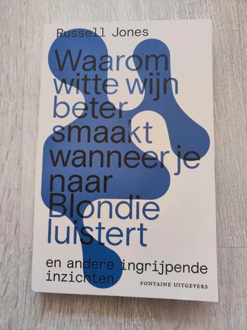 Waarom witte wijn beter smaakt wanneer je naar Blondie .... beschikbaar voor biedingen