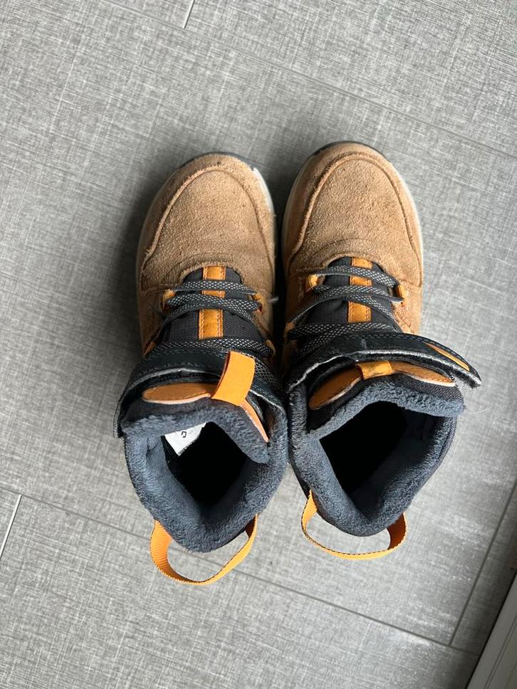 Decathlon Winterlaarzen Jongens, Kinderen en Baby's, Kinderkleding | Schoenen en Sokken, Gebruikt, Laarzen, Jongen, Ophalen of Verzenden