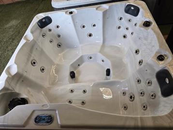 Balboa NIEUWE spa massage jacuzzi ledlights 