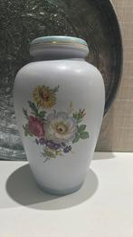 Flora Keramiek Gouda Carla Vaas - Vintage Bloemenpracht, Antiek en Kunst, Antiek | Keramiek en Aardewerk, Ophalen of Verzenden