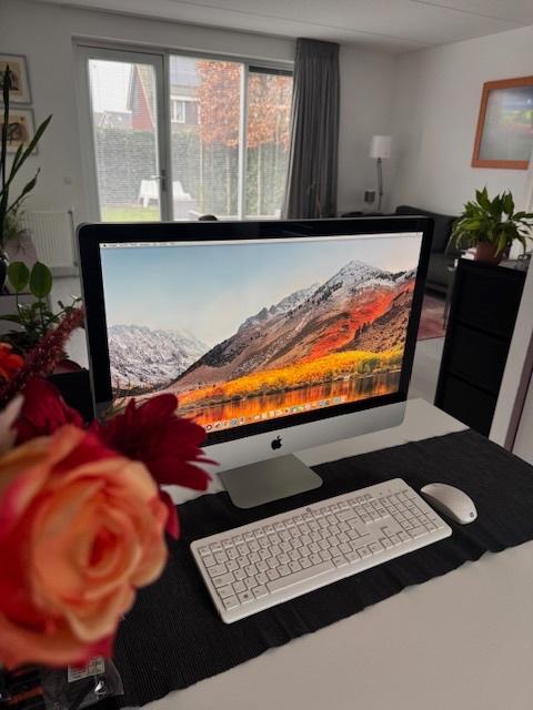 Imac 27 inch 2010, Computers en Software, Apple Desktops, Zo goed als nieuw, iMac, HDD, 2 tot 3 Ghz, 8 GB, Ophalen