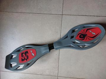 Skateboard,  waveboard beschikbaar voor biedingen