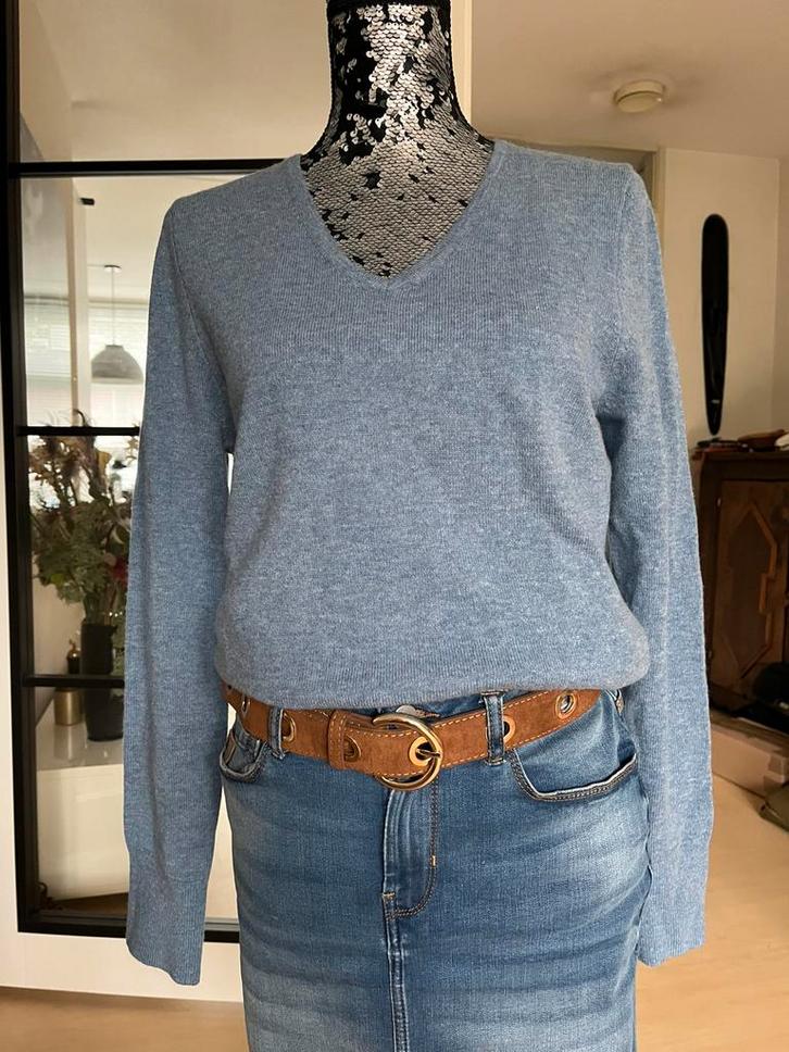 NIEUW v WELLINGTON OF BILMORE 100% lamswollen v hals trui, Kleding | Dames, Truien en Vesten, Nieuw, Maat 38/40 (M), Blauw, Ophalen of Verzenden