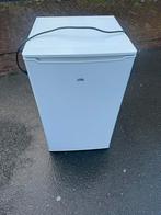 Te koop koelkast met vriezer, Doe-het-zelf en Verbouw, Geisers en Boilers, Minder dan 20 liter, Boiler, Ophalen of Verzenden, Minder dan 3 jaar oud