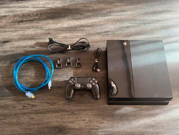 Playstation 4 inclusief controller (lees advertentie) beschikbaar voor biedingen