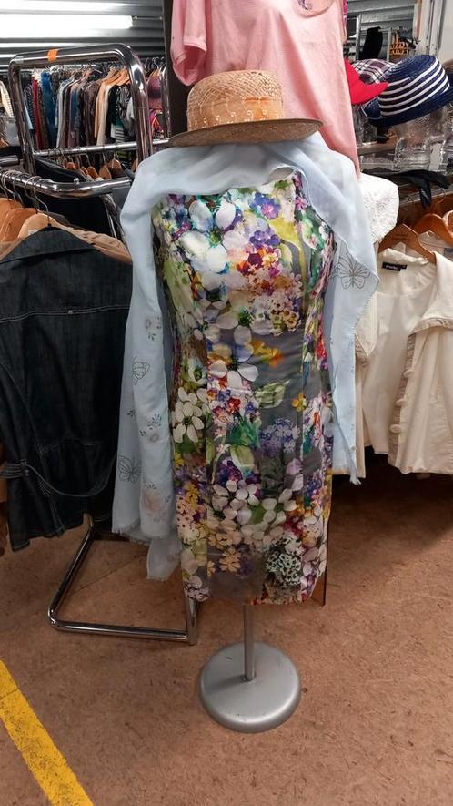 #Bloemenjurk - #jurken allerlei #dessins, Kleding | Dames, Jurken, Zo goed als nieuw, Maat 38/40 (M), Overige kleuren, Knielengte
