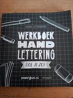 Werkboek Handlettering - Karin Luttenberg, Ophalen of Verzenden, Zo goed als nieuw, Tekenen en Schilderen, Karin Luttenberg