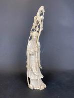 China 1900 Man met  vrucht, Ophalen of Verzenden