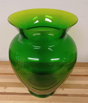 Bohem / Boheemse vaas - groen beschikbaar voor biedingen