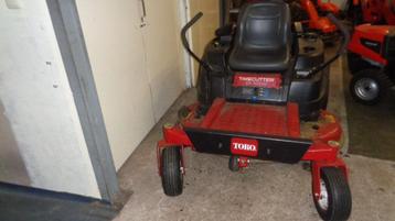 wegens inruil   zware  torro zero turn 24 pk 2 cilinder   beschikbaar voor biedingen