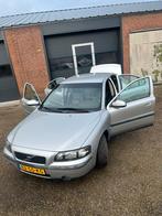Volvo s60 2.4 2001 en meer!, Voorwielaandrijving, 145 pk, 1800 kg, Zwart