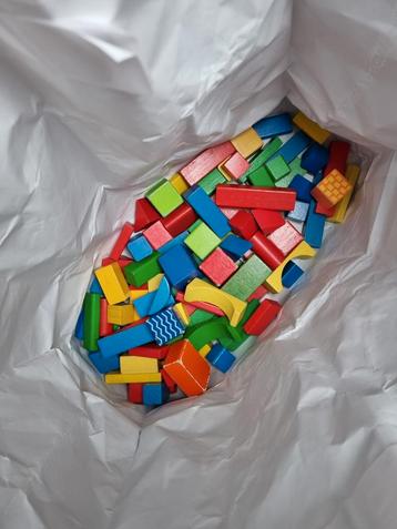 Tas met wat kleinere bouwblokken beschikbaar voor biedingen