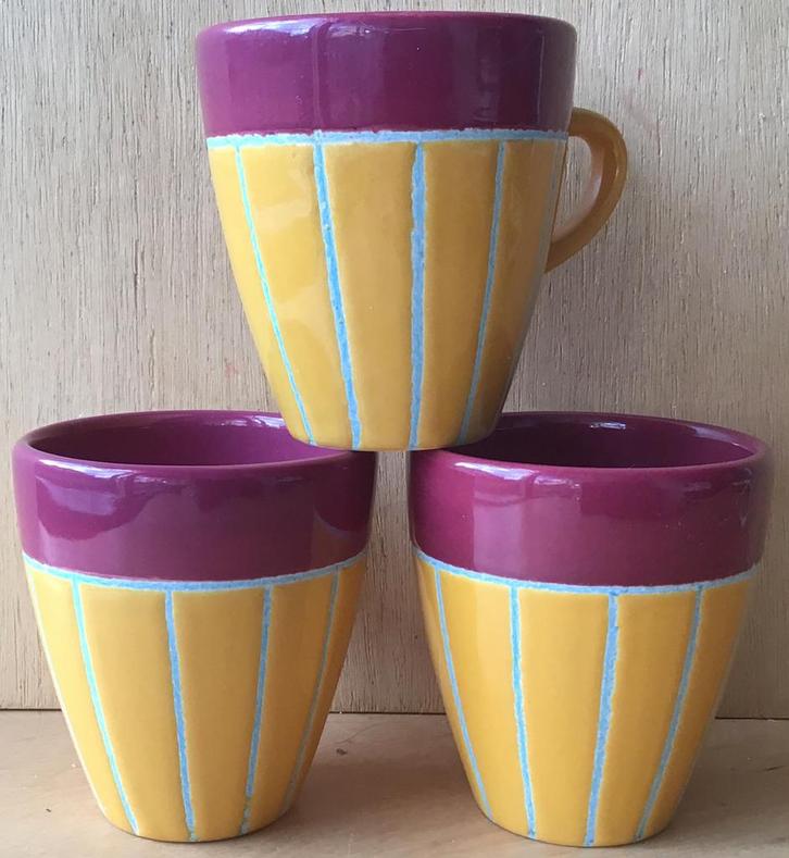 Gele Senseo kopjes Artesa Ecuador (3x) - ZGAN, Huis en Inrichting, Keuken | Servies, Zo goed als nieuw, Kop(pen) en/of Schotel(s)