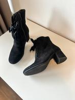 Paul Green enkellaarsjes maat 39 zwart suède, Kleding | Dames, Schoenen, Ophalen of Verzenden, Zo goed als nieuw, Zwart