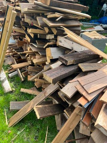 Brand/stook hout - gratis af te halen beschikbaar voor biedingen