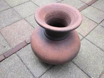 Vaas /siervaas aardewerk groot beschikbaar voor biedingen