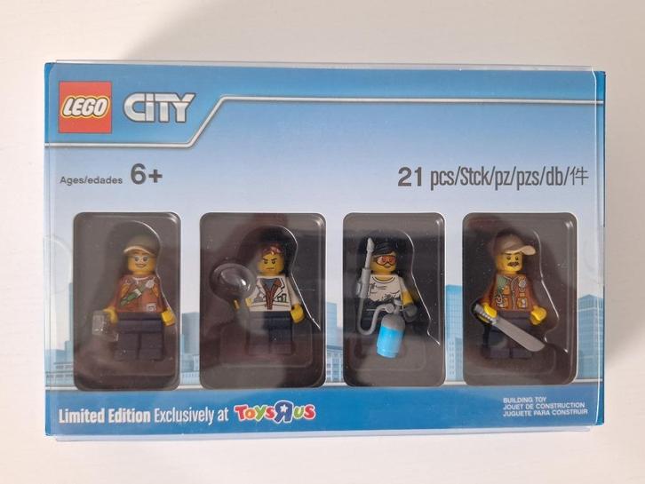 Lego City / 5004940 / Minifigs / Toys "R" Us Exclusive 2017, Kinderen en Baby's, Speelgoed | Duplo en Lego, Nieuw, Lego, Complete set
