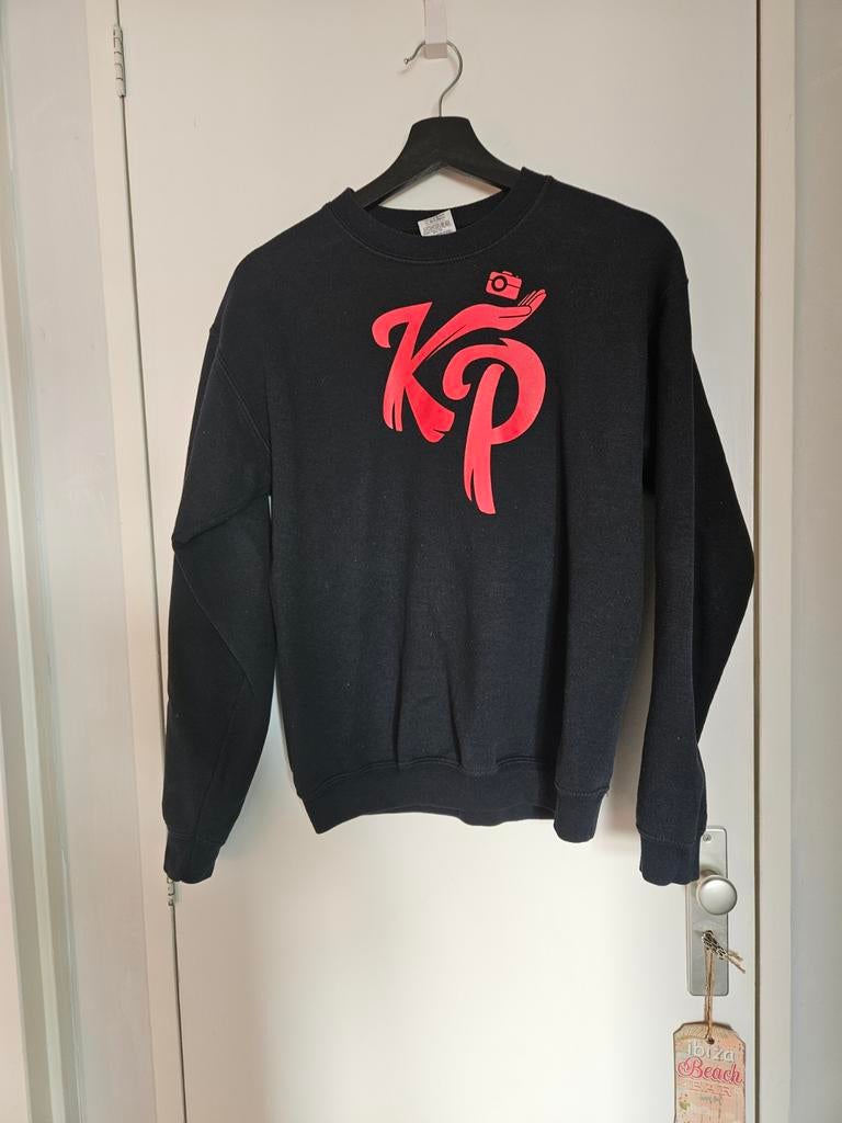 Zwarte trui met KP logo, Ophalen, Zo goed als nieuw, Knolpower, Trui of Vest