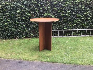 Bartafel ofwel statafel rond 100 cm totaal 2 stuks beschikbaar voor biedingen