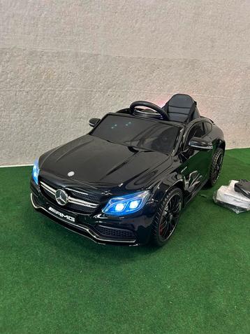 Nieuwe Mercedes C63 electrische kinderauto beschikbaar voor biedingen