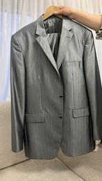 Nette grijze italiaanse pak, Kleding | Heren, Kostuums en Colberts, Ophalen of Verzenden, Zo goed als nieuw, Maat 56/58 (XL), Grijs